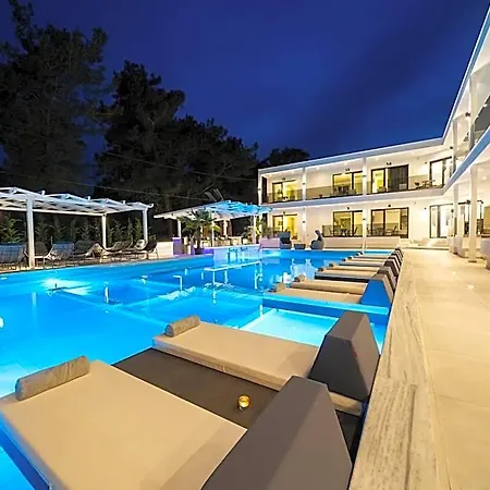 מלון Avaton Luxury And Access The Enigma - Adults Only & Kids 14 Plus- 4*