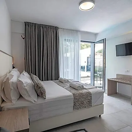 מלון Avaton Luxury And Access The Enigma - Adults Only & Kids 14 Plus- אספרובלטה