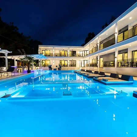 Avaton Luxury And Access The Enigma - Adults Only & Kids 14 Plus- Hotel